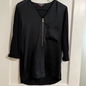 Vince Camuto blouse (S) fits like M/L